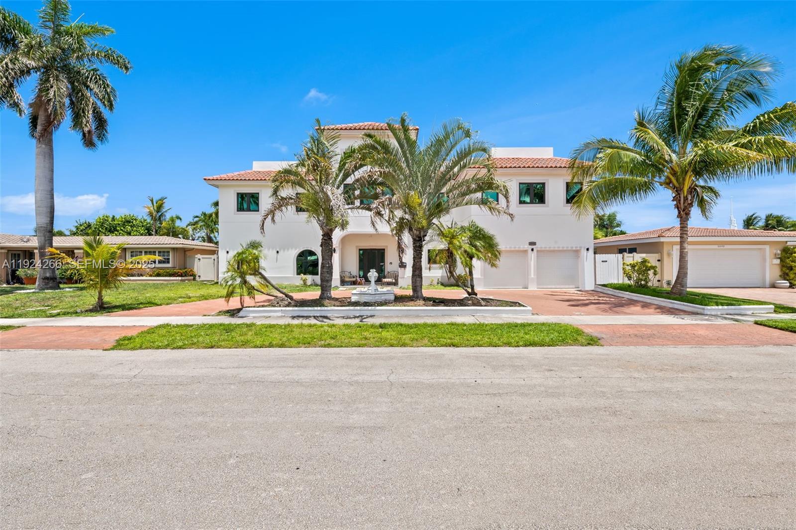 Fort Lauderdale, Florida, 33308, United States, 6 Bedrooms Bedrooms, ,5 BathroomsBathrooms,Residential,Active,2001050