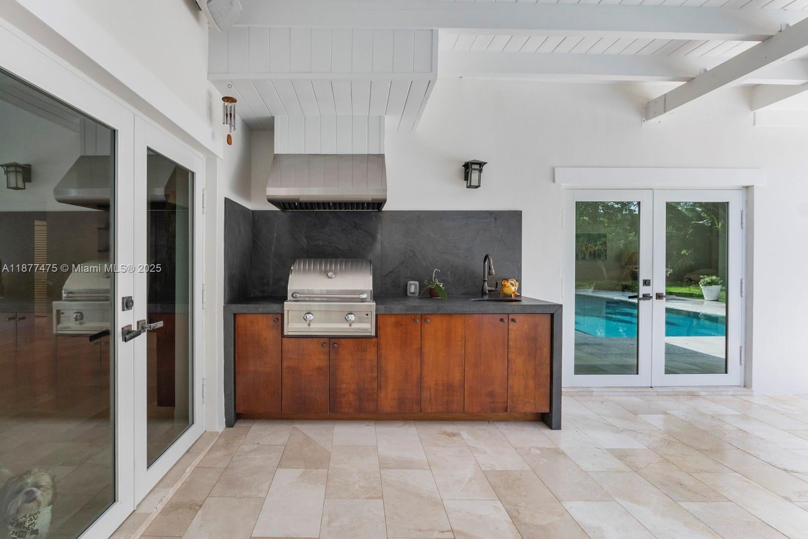 Pinecrest, Florida, 33156, United States, 4 Bedrooms Bedrooms, ,4 BathroomsBathrooms,Residential,Active,1944078