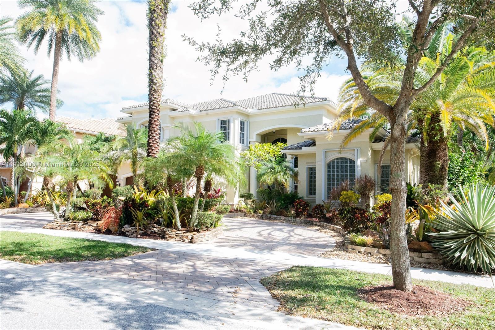 Boynton Beach, Florida, 33473, United States, 5 Bedrooms Bedrooms, ,5 BathroomsBathrooms,Residential,Active,1990581 Boynton Beach, Florida, 33473, United States, 5 Bedrooms Bedrooms, ,5 BathroomsBathrooms,Residential,Active,1990581