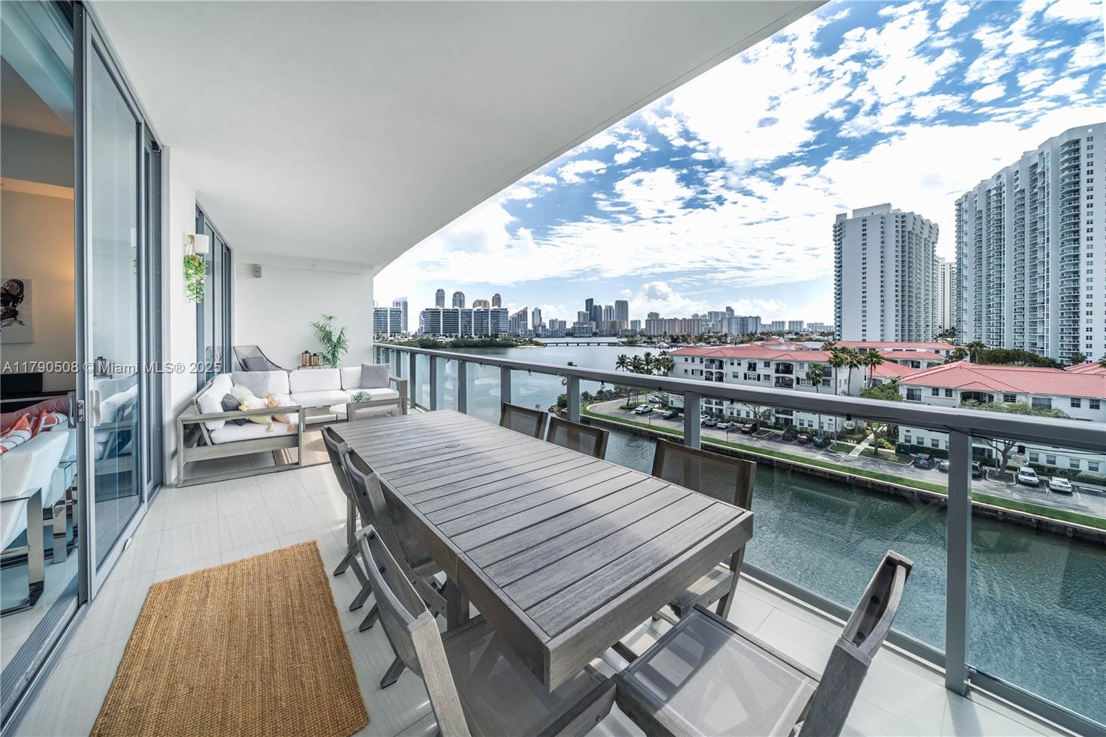 Aventura, Florida, 33180, United States, 3 Bedrooms Bedrooms, ,6 BathroomsBathrooms,Residential,Active,1781820