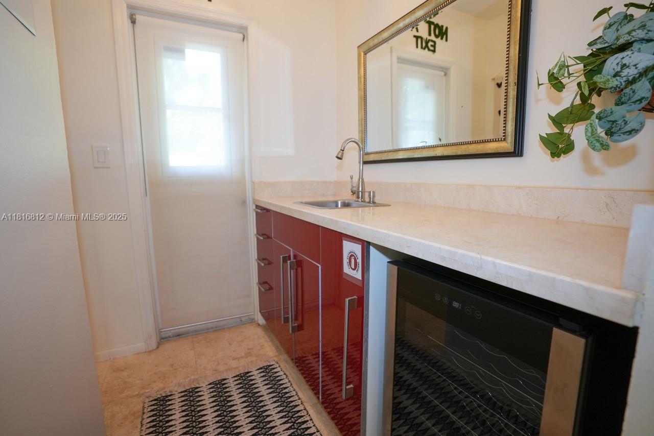Hollywood, Florida, 33019, United States, 4 Bedrooms Bedrooms, ,4 BathroomsBathrooms,Residential,Active,1843428