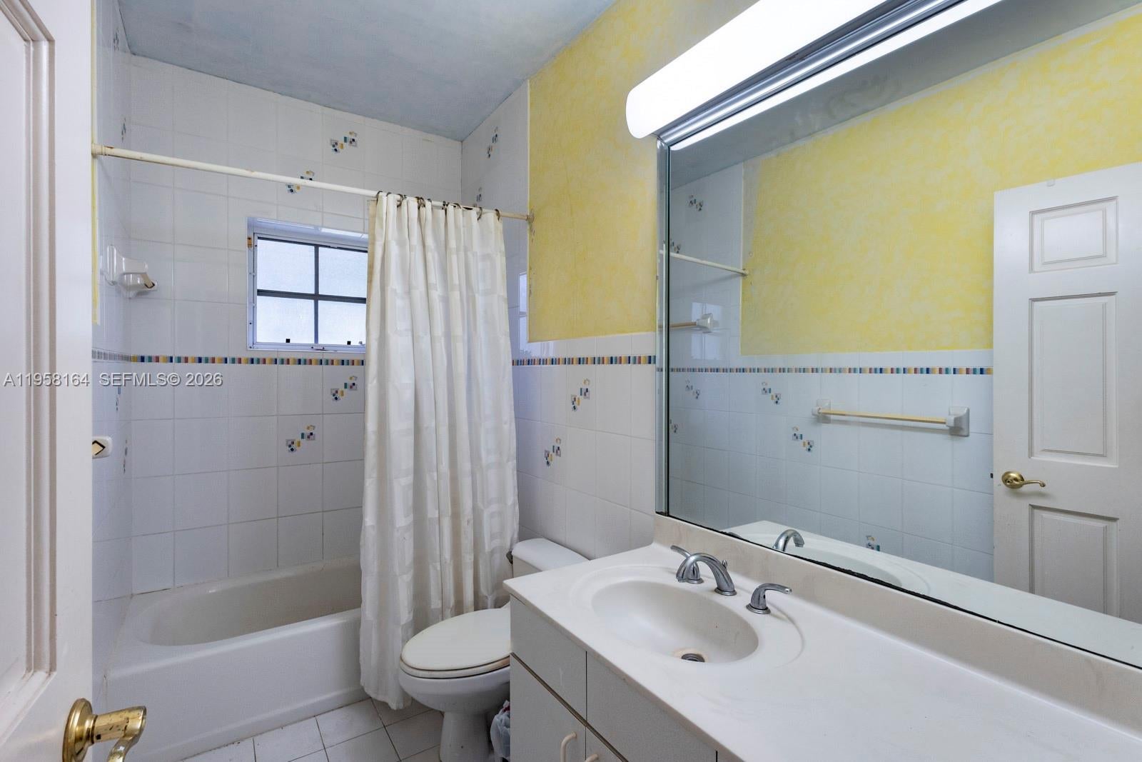 Pinecrest, Florida, 33156, United States, 5 Bedrooms Bedrooms, ,4 BathroomsBathrooms,Residential,Active,2015225