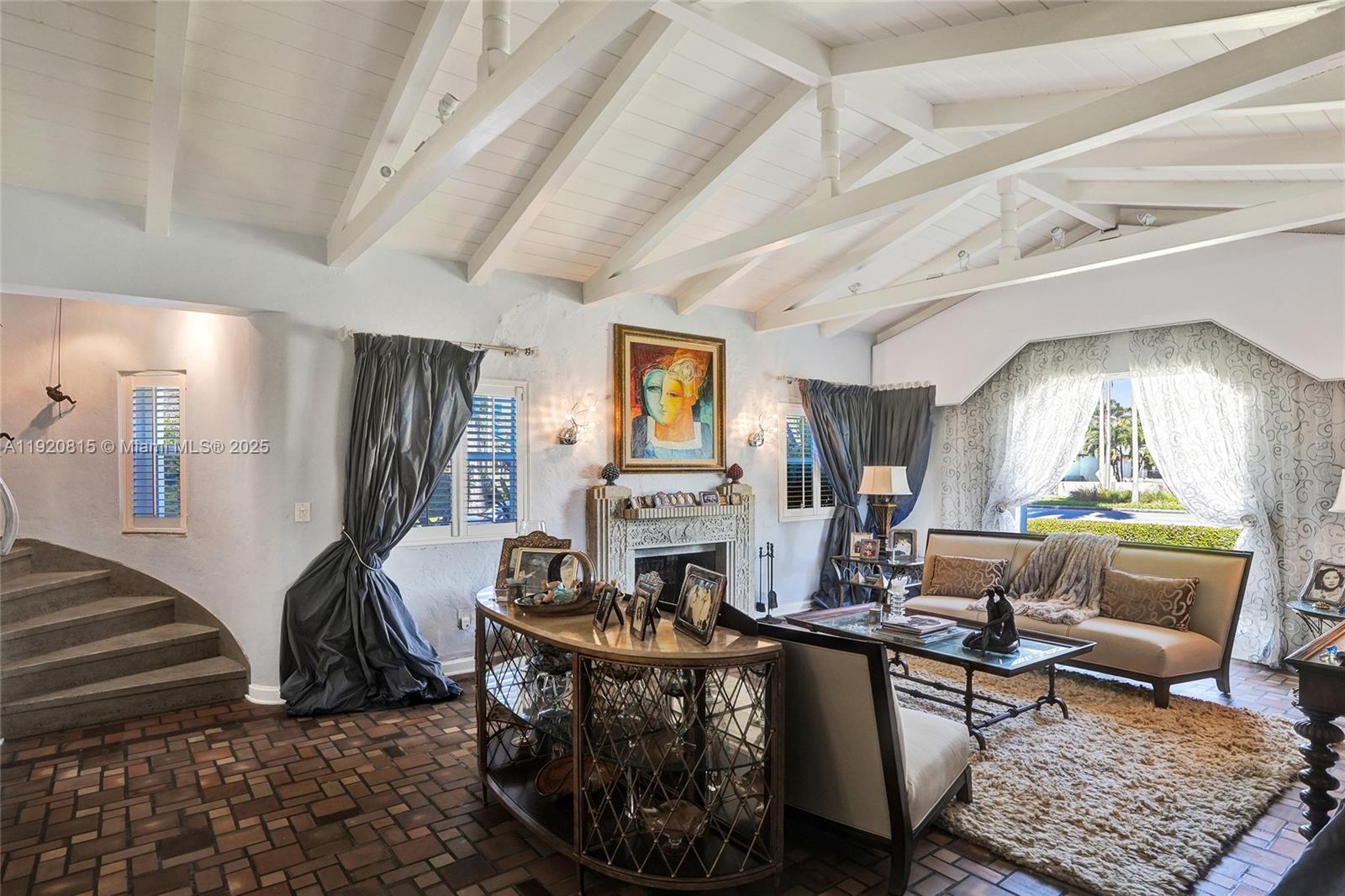 Hollywood, Florida, 33019, United States, 4 Bedrooms Bedrooms, ,4 BathroomsBathrooms,Residential,Active,1997890