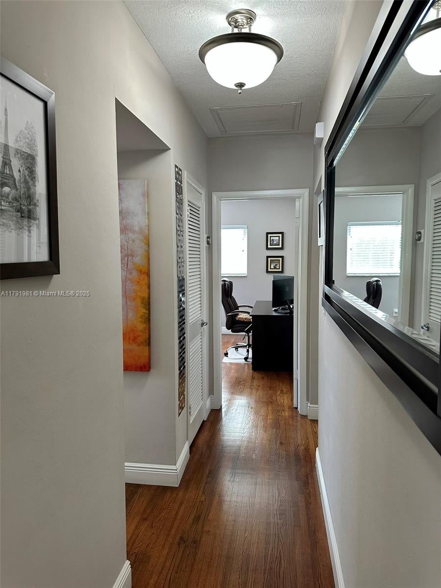 Coral Gables, Florida, 33134, United States, 3 Bedrooms Bedrooms, ,2 BathroomsBathrooms,Residential,Active,1820392