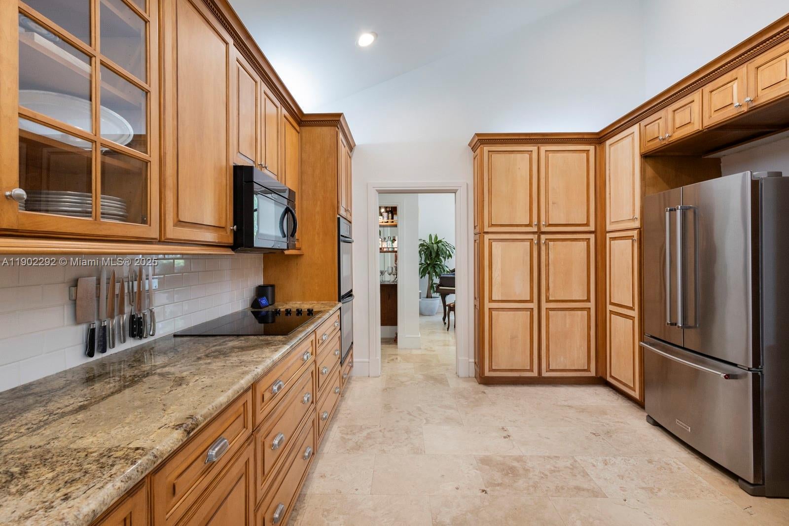 Pinecrest, Florida, 33156, United States, 4 Bedrooms Bedrooms, ,3 BathroomsBathrooms,Residential,Active,1969653