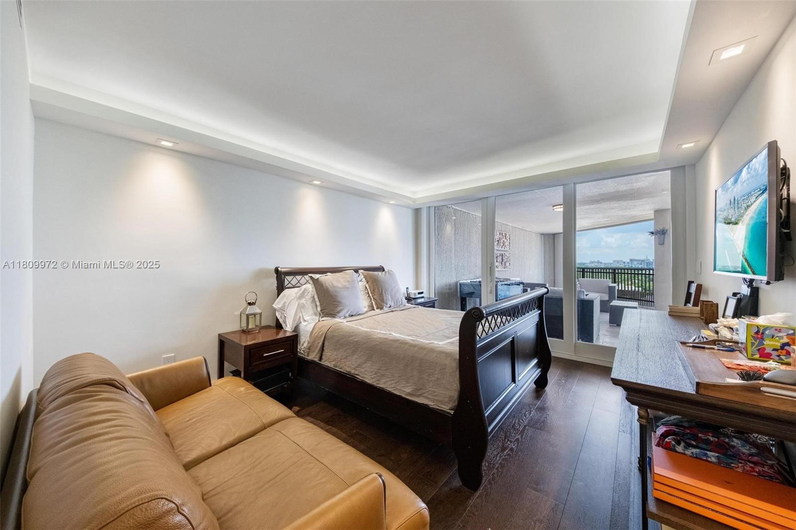 Miami, Florida, 33133, United States, 3 Bedrooms Bedrooms, ,4 BathroomsBathrooms,Residential,Active,1990050