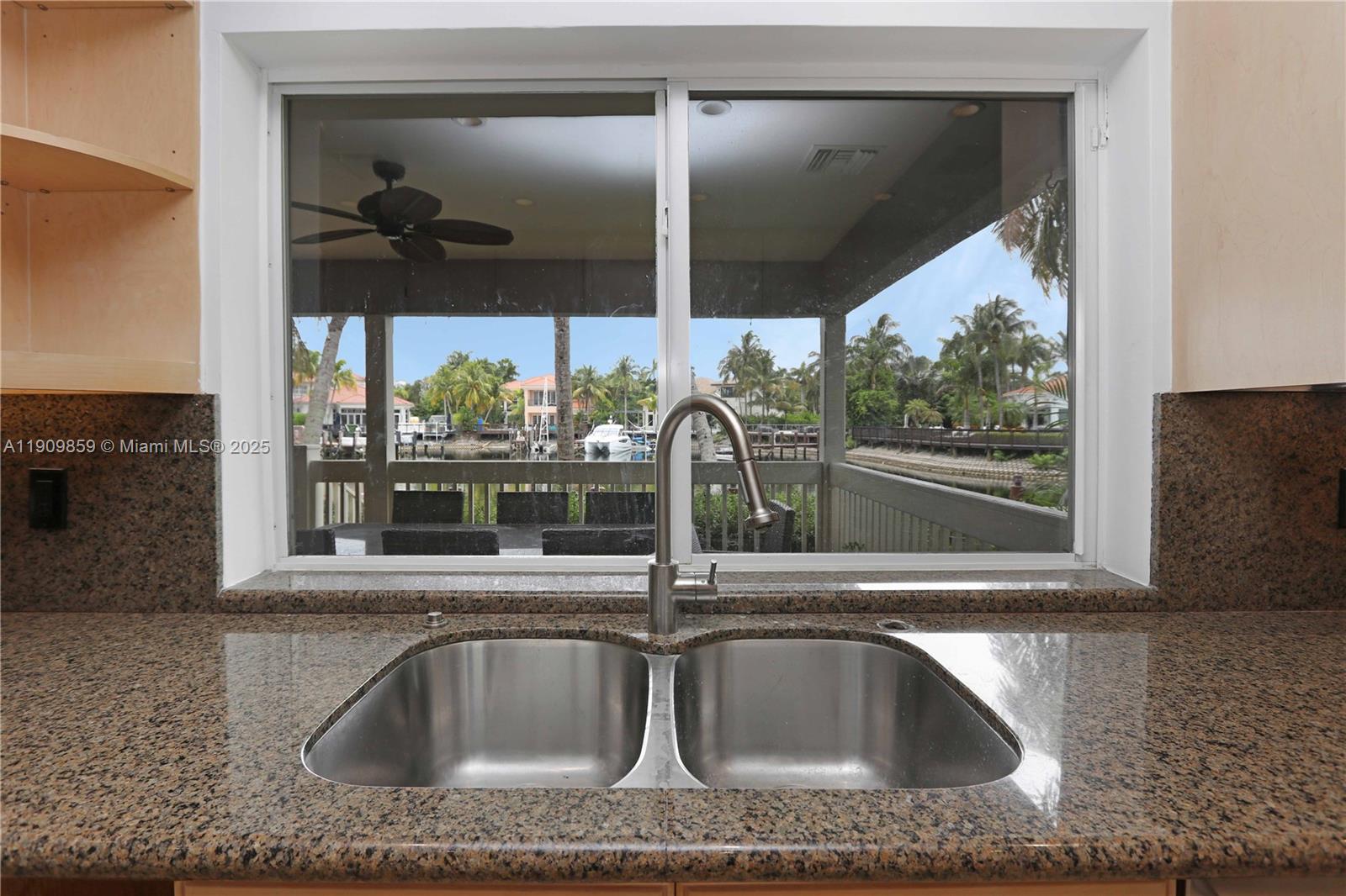 Hollywood, Florida, 33019, United States, 5 Bedrooms Bedrooms, ,4 BathroomsBathrooms,Residential,Active,1988418