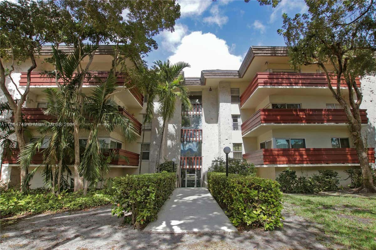 1205 MARIPOSA AVE APT 322, CORAL GABLES, FL 33146, photo 1 of 24