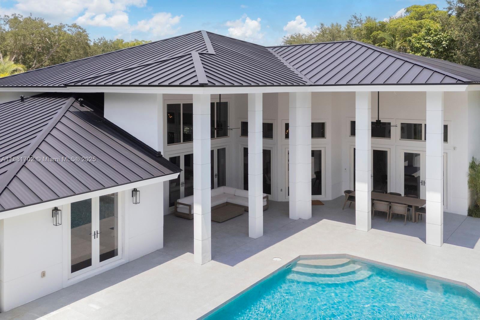 Pinecrest, Florida, 33156, United States, 5 Bedrooms Bedrooms, ,6 BathroomsBathrooms,Residential,Active,1945522