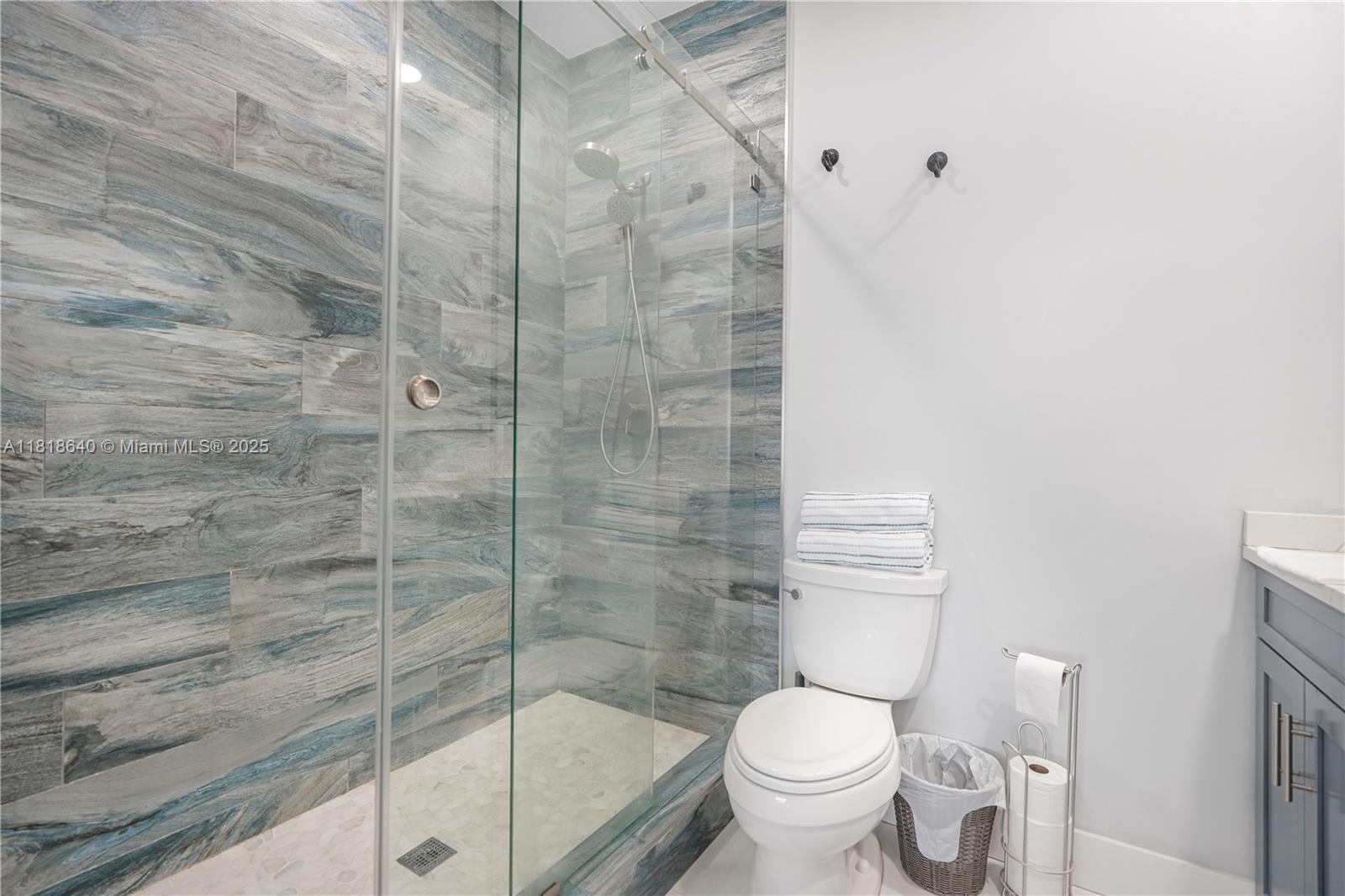 Hollywood, Florida, 33019, United States, 3 Bedrooms Bedrooms, ,4 BathroomsBathrooms,Residential,Active,1852751