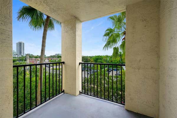 520 SE 5TH AVE APT 1303, FORT LAUDERDALE, FL 33301 - Image 1