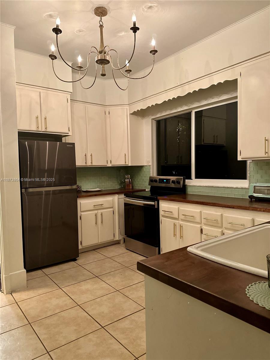 Homestead, Florida, 33031, United States, 3 Bedrooms Bedrooms, ,3 BathroomsBathrooms,Residential,Active,1941337