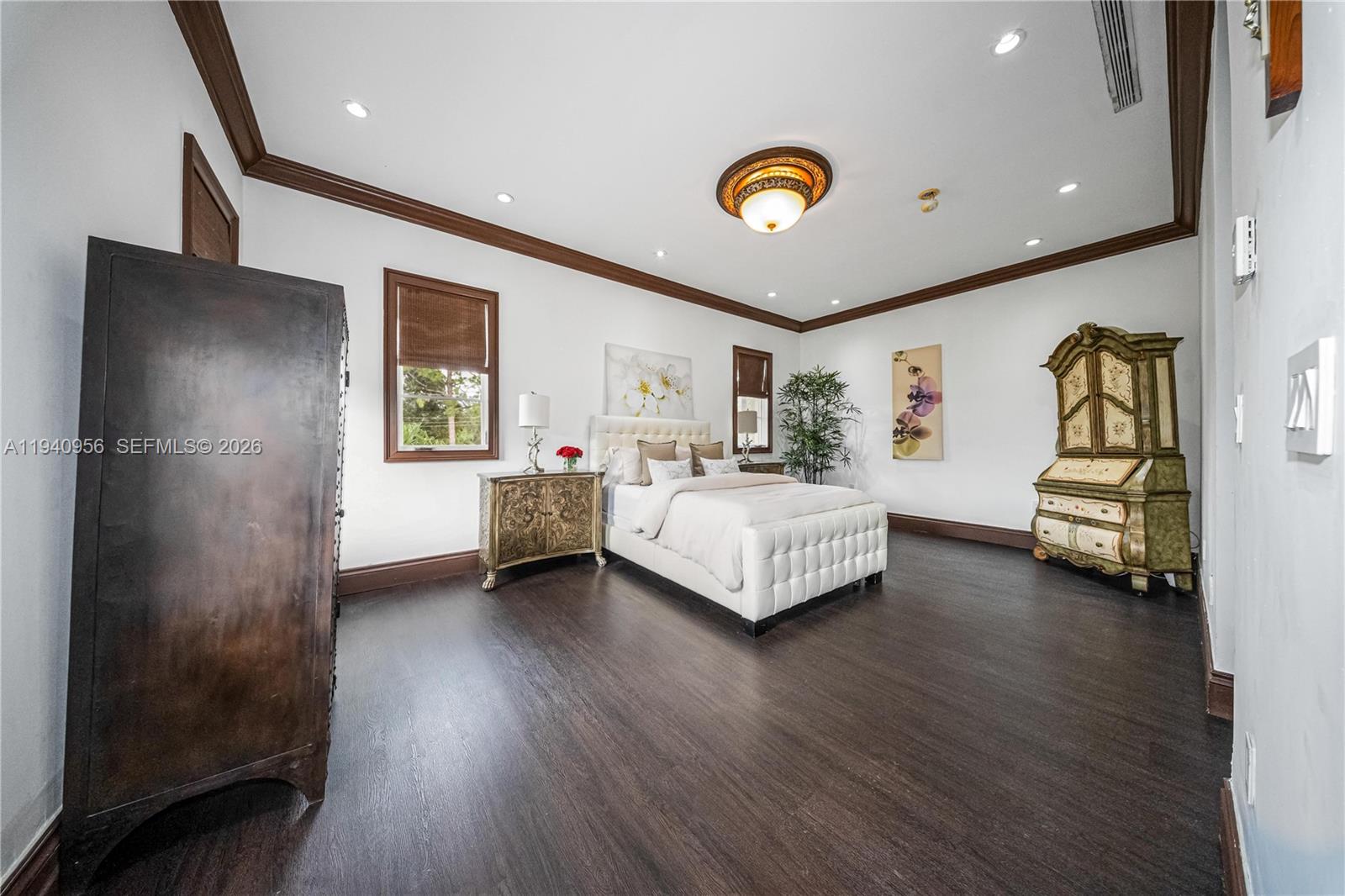 Miami, Florida, 33143, United States, 7 Bedrooms Bedrooms, ,8 BathroomsBathrooms,Residential,Active,2011877