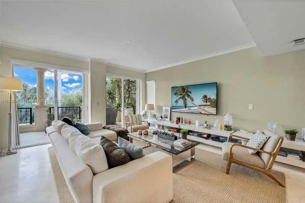 19227 FISHER ISLAND DR # 19227, MIAMI BEACH, FL 33109, photo 2 of 34