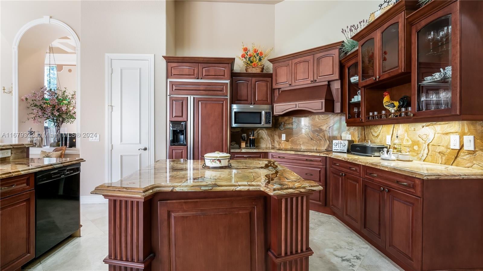 Davie, Florida, 33330, United States, ,6 BathroomsBathrooms,Residential,Active,1704070