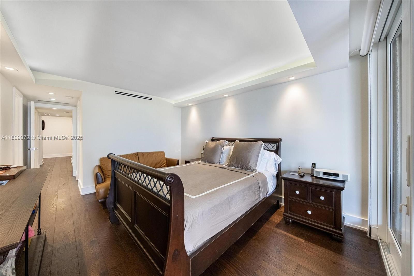 Miami, Florida, 33133, United States, 3 Bedrooms Bedrooms, ,4 BathroomsBathrooms,Residential,Active,1990050