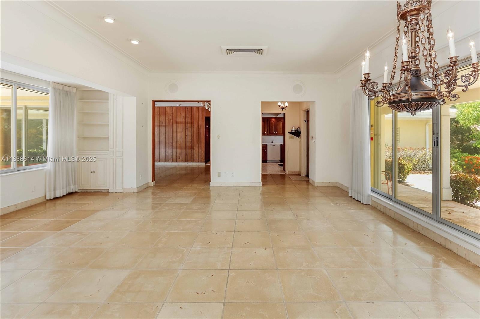 Hollywood, Florida, 33019, United States, 4 Bedrooms Bedrooms, ,4 BathroomsBathrooms,Residential,Active,1892394