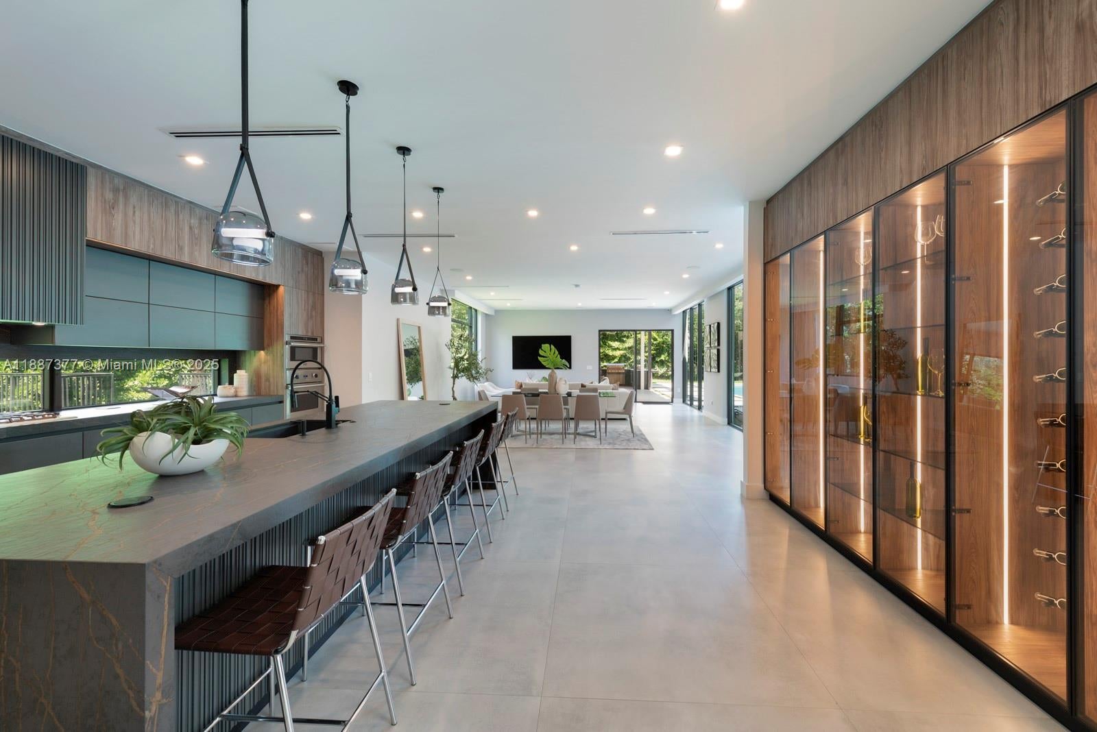 Pinecrest, Florida, 33156, United States, 8 Bedrooms Bedrooms, ,9 BathroomsBathrooms,Residential,Active,1953256