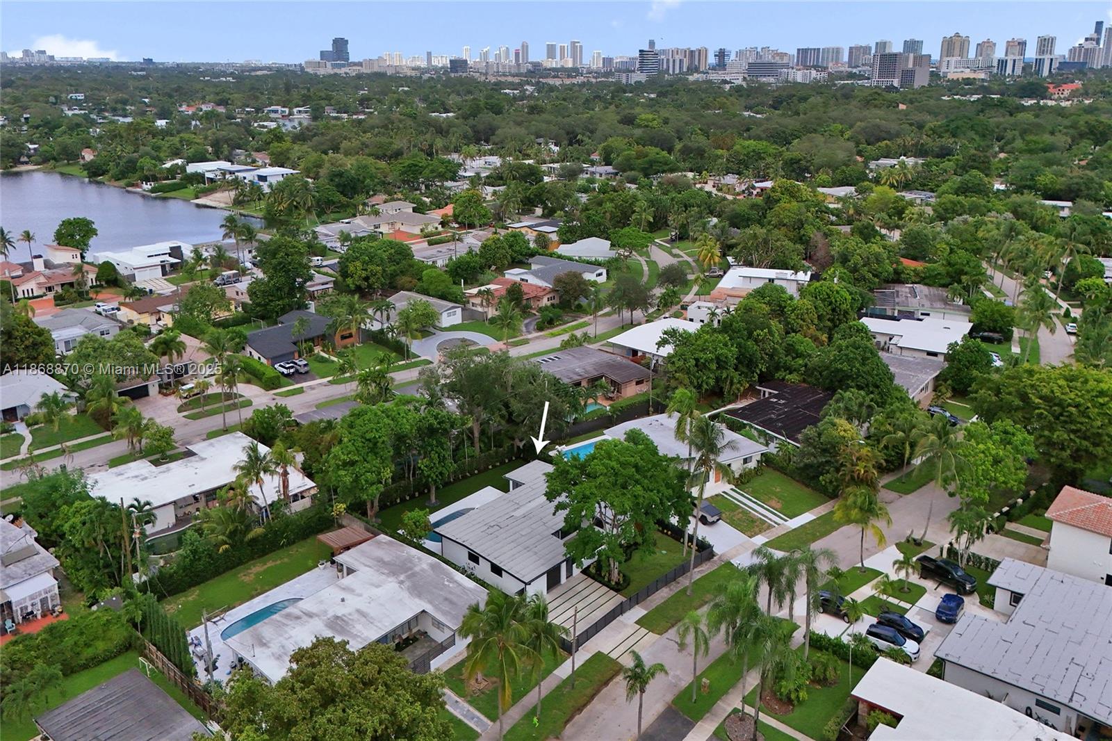 North Miami Beach, Florida, 33179, United States, 5 Bedrooms Bedrooms, ,4 BathroomsBathrooms,Residential,Active,1934804