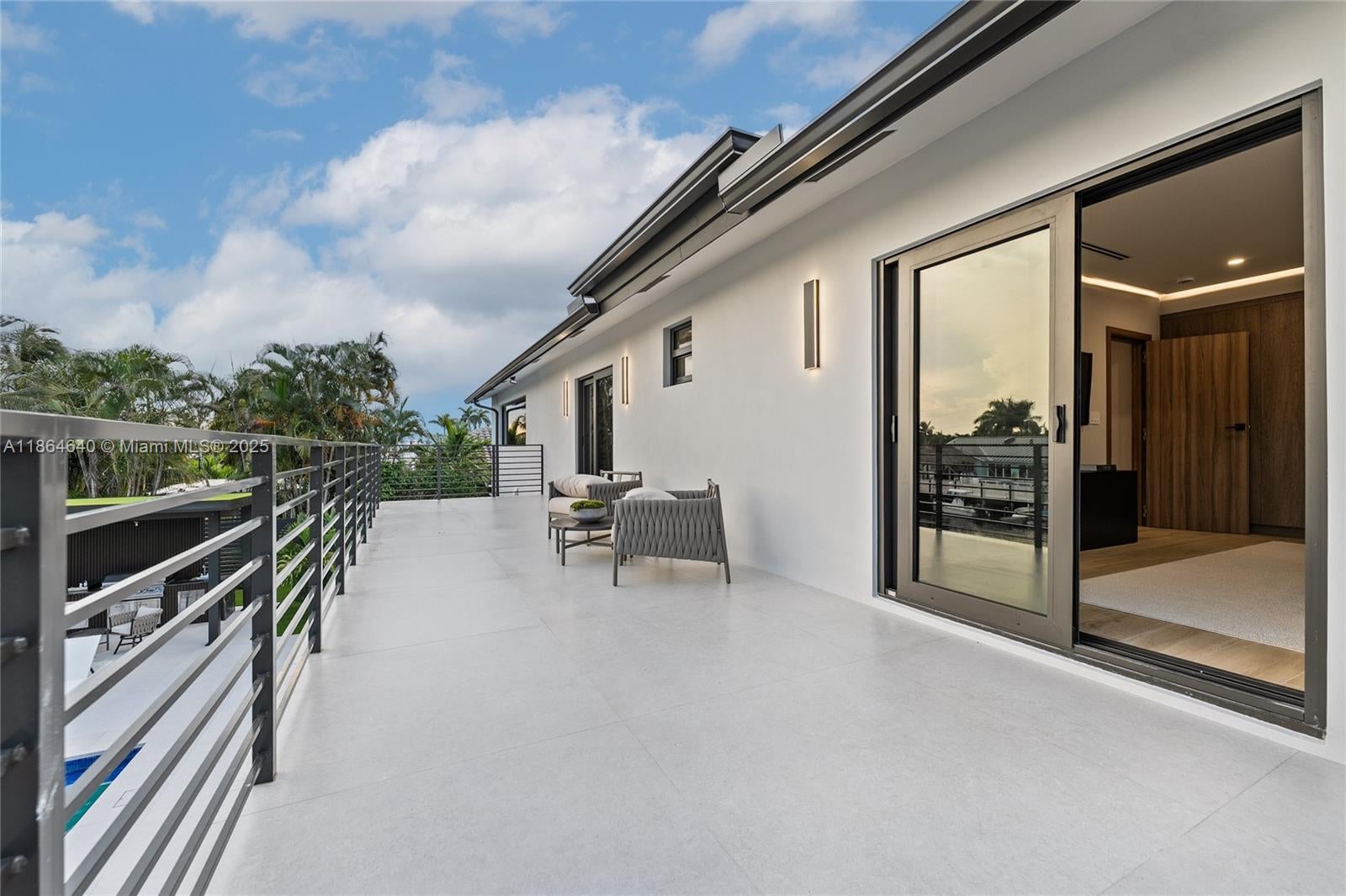 Fort Lauderdale, Florida, 33308, United States, 5 Bedrooms Bedrooms, ,4 BathroomsBathrooms,Residential,Active,1927651