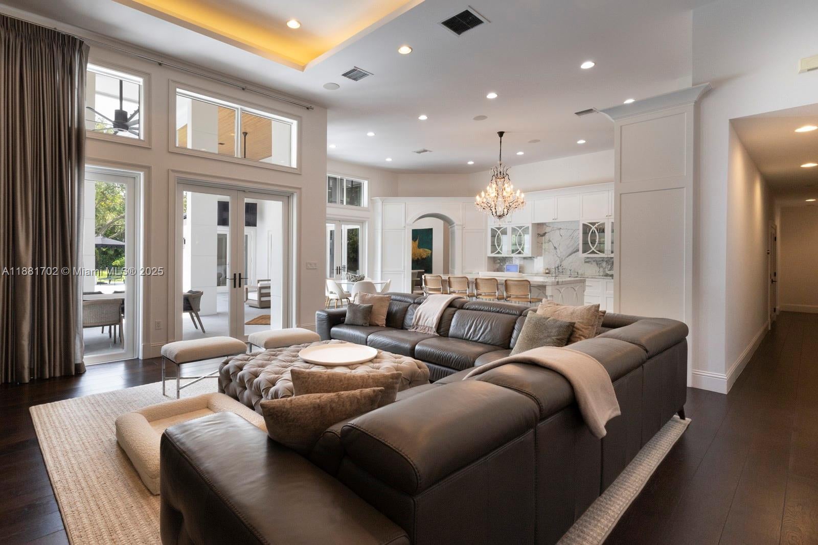 Pinecrest, Florida, 33156, United States, 5 Bedrooms Bedrooms, ,6 BathroomsBathrooms,Residential,Active,1945522