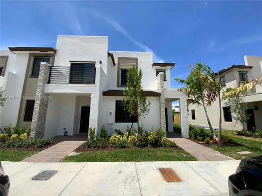 935 NE 211TH ST # 935, MIAMI, FL 33179 - Image 1