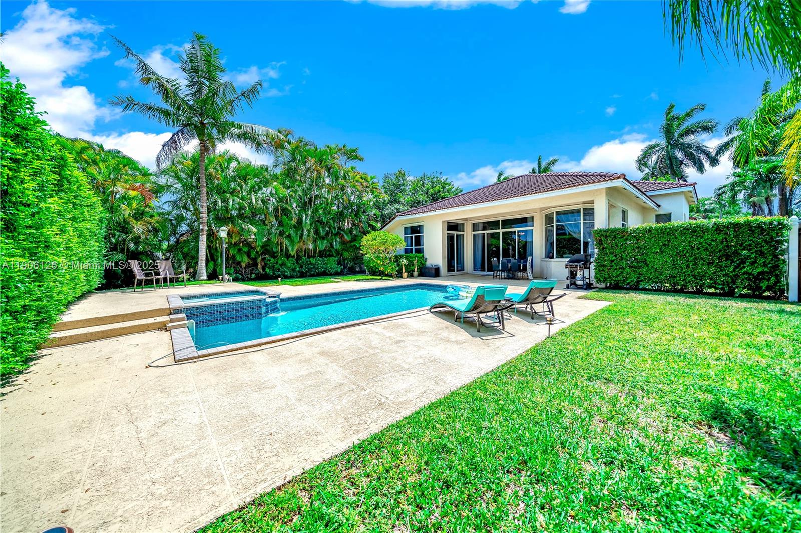 Hollywood, Florida, 33019, United States, 3 Bedrooms Bedrooms, ,3 BathroomsBathrooms,Residential,Active,1985592