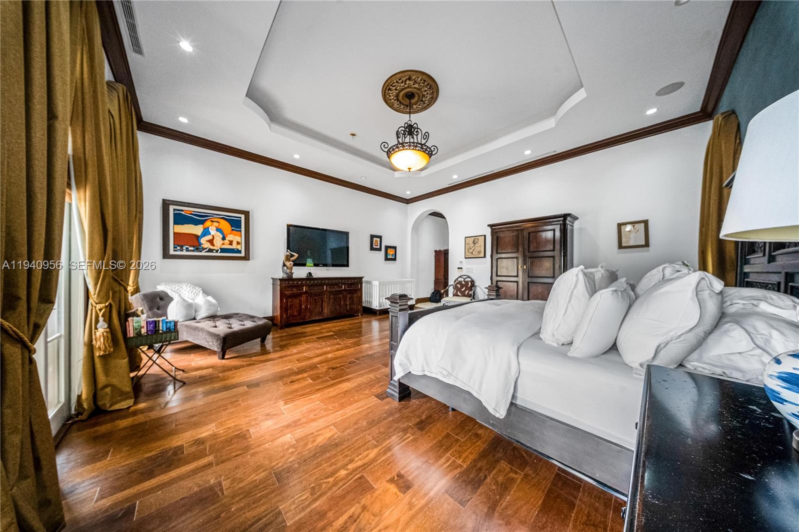 Miami, Florida, 33143, United States, 7 Bedrooms Bedrooms, ,8 BathroomsBathrooms,Residential,Active,2011877