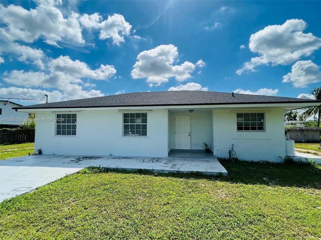 39001 SW 209TH AVE, HOMESTEAD, FL 33034, photo 1 of 4