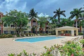 7085 NOVA DR APT 321, DAVIE, FL 33317 - Image 1