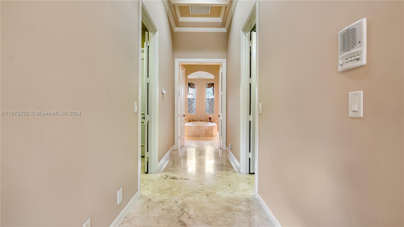 Davie, Florida, 33330, United States, ,6 BathroomsBathrooms,Residential,Active,1704070