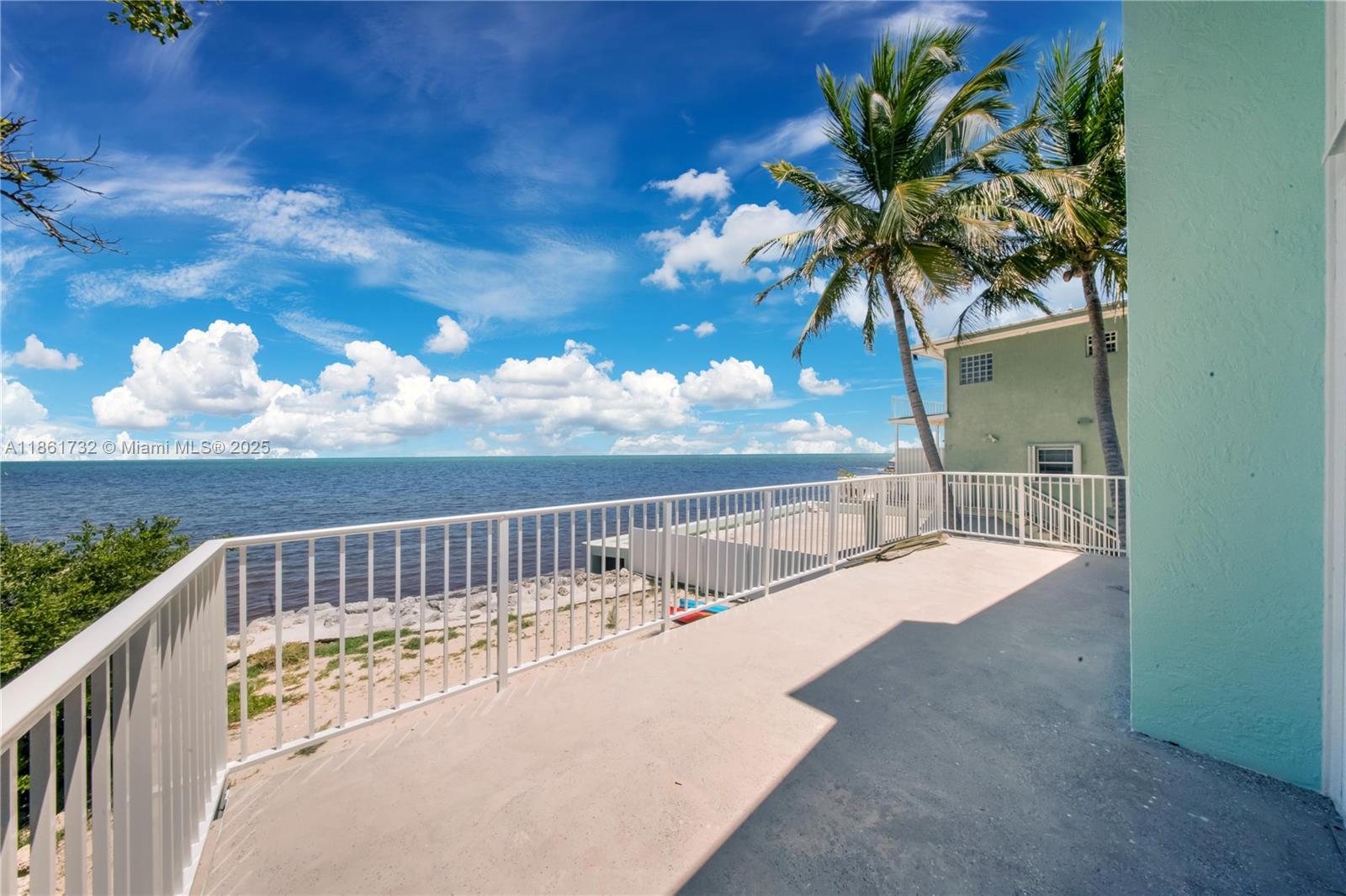 Islamorada, Florida, 33036, United States, 3 Bedrooms Bedrooms, ,4 BathroomsBathrooms,Residential,Active,1920260