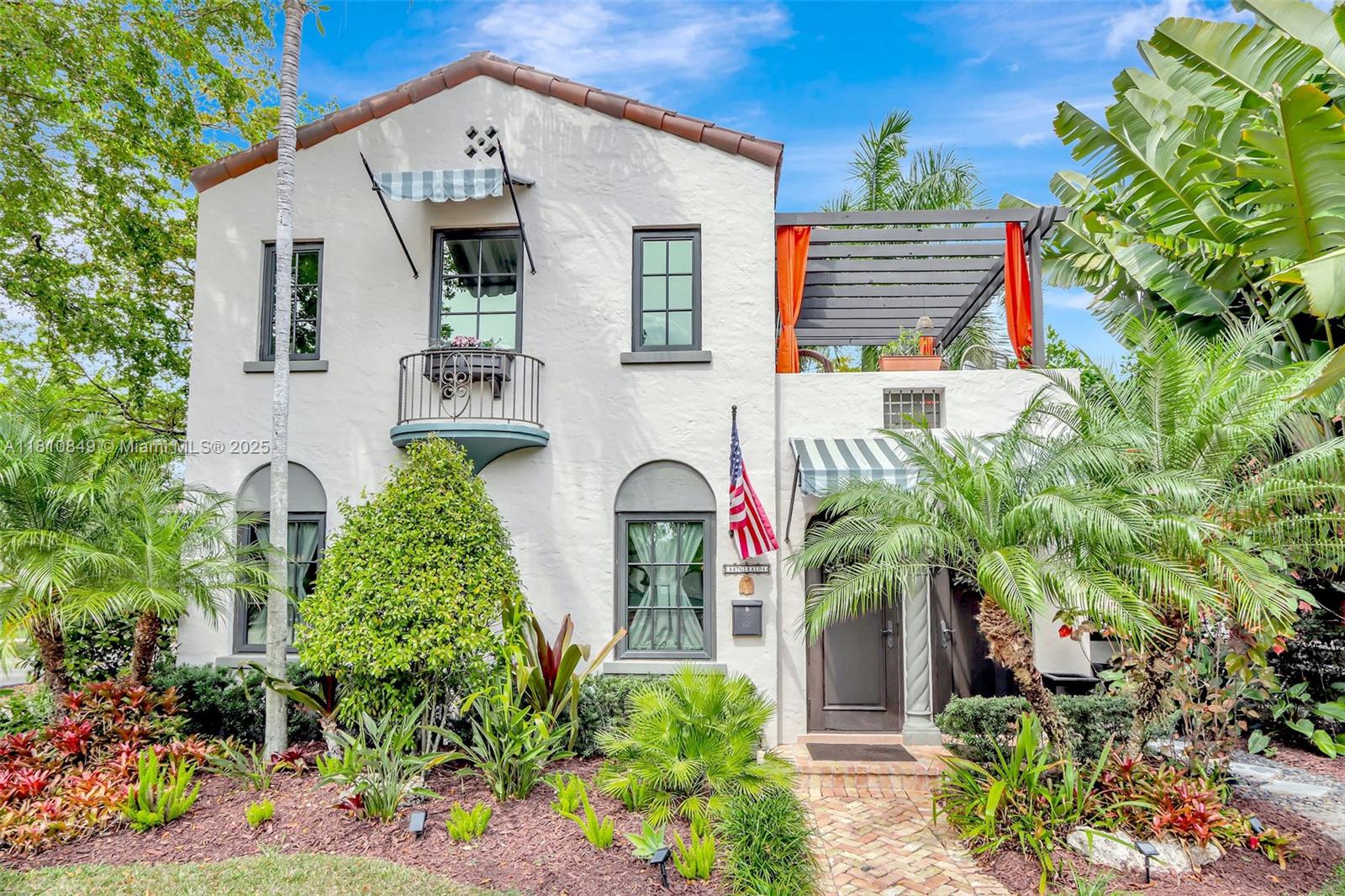 Coral Gables, Florida, 33134, United States, ,3 BathroomsBathrooms,Residential,Active,1829900