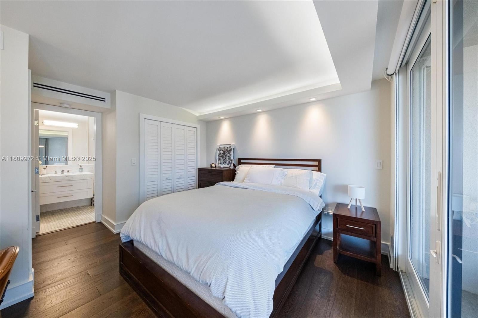 Miami, Florida, 33133, United States, 3 Bedrooms Bedrooms, ,4 BathroomsBathrooms,Residential,Active,1990050