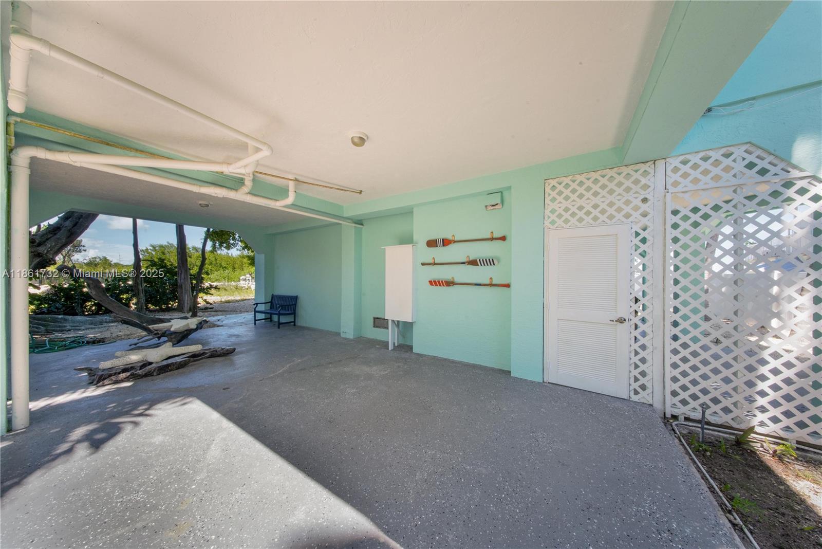 Islamorada, Florida, 33036, United States, 3 Bedrooms Bedrooms, ,4 BathroomsBathrooms,Residential,Active,1920260