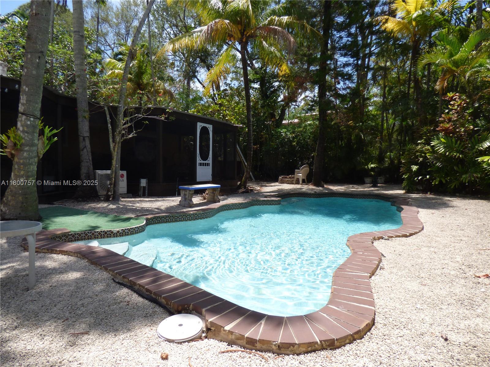 South Miami, Florida, 33143, United States, 4 Bedrooms Bedrooms, ,4 BathroomsBathrooms,Residential,Active,1800158