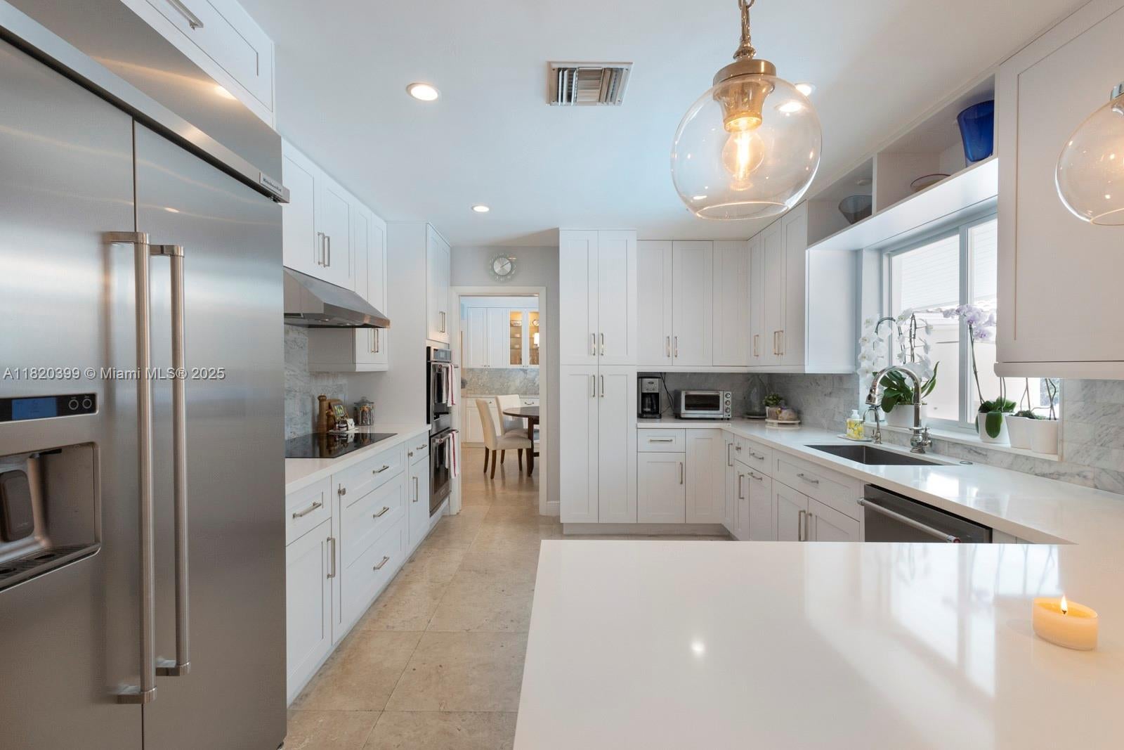 Pinecrest, Florida, 33156, United States, 4 Bedrooms Bedrooms, ,3 BathroomsBathrooms,Residential,Active,1990657