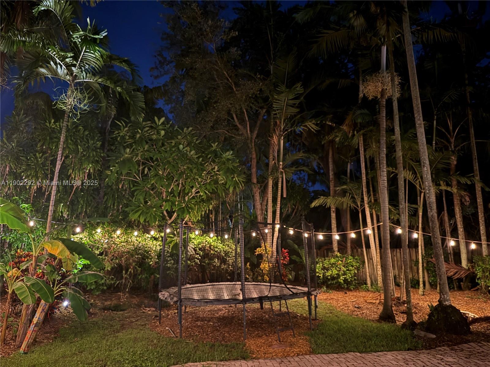 Pinecrest, Florida, 33156, United States, 4 Bedrooms Bedrooms, ,3 BathroomsBathrooms,Residential,Active,1969653