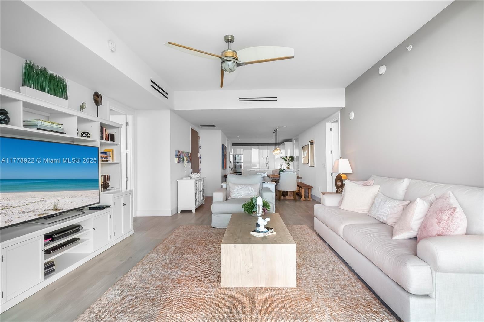 Bal Harbour, Florida, 33154, United States, 2 Bedrooms Bedrooms, ,3 BathroomsBathrooms,Residential,Active,1764112