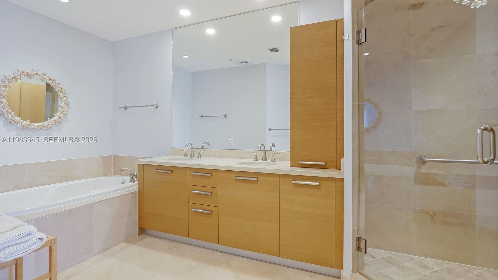 Lauderdale By The Sea, Florida, 33308, United States, 2 Bedrooms Bedrooms, ,2 BathroomsBathrooms,Residential,Active,2026763