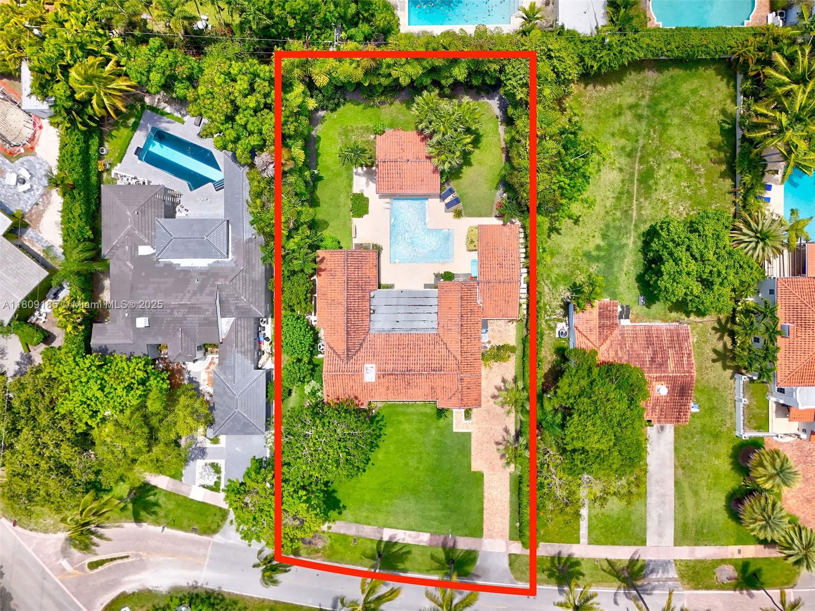 Coral Gables, Florida, 33134, United States, ,4 BathroomsBathrooms,Residential,Active,1828982