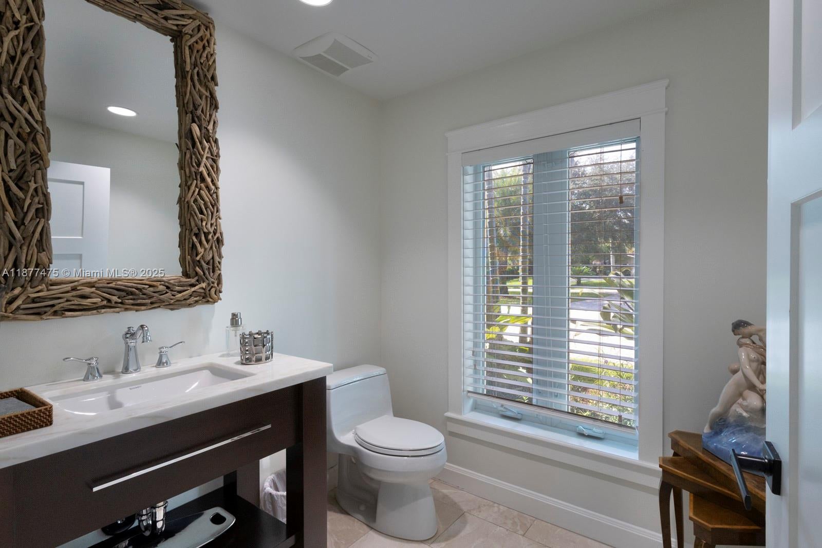 Pinecrest, Florida, 33156, United States, 4 Bedrooms Bedrooms, ,4 BathroomsBathrooms,Residential,Active,1944078