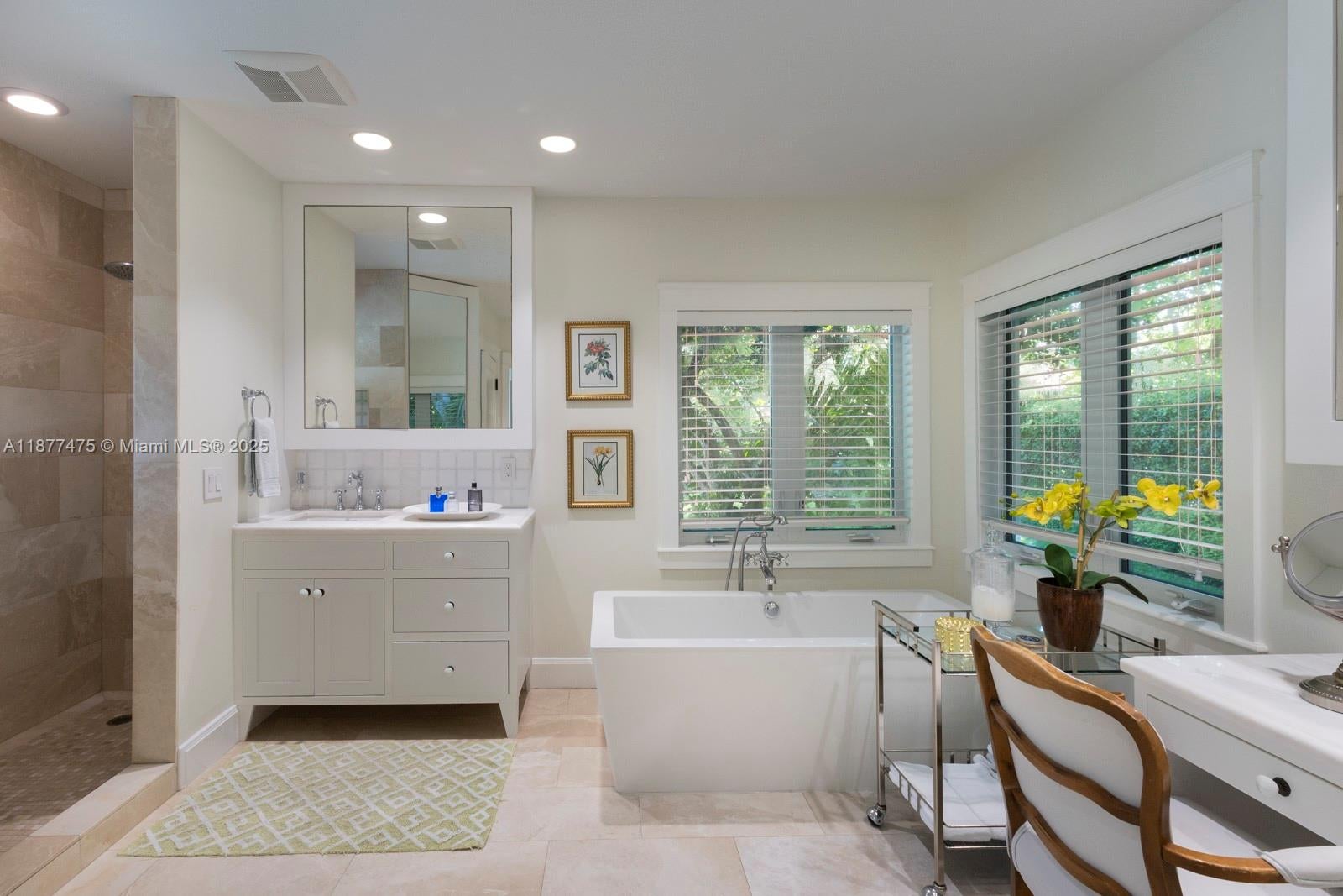 Pinecrest, Florida, 33156, United States, 4 Bedrooms Bedrooms, ,4 BathroomsBathrooms,Residential,Active,1944078