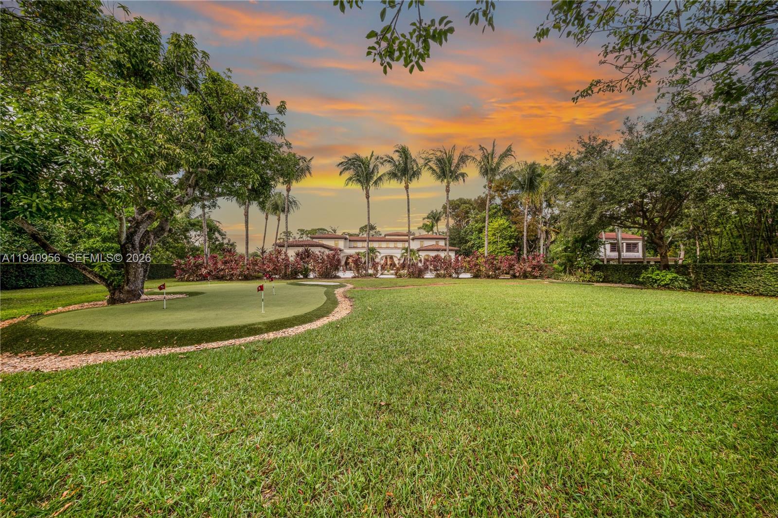 Miami, Florida, 33143, United States, 7 Bedrooms Bedrooms, ,8 BathroomsBathrooms,Residential,Active,2011877