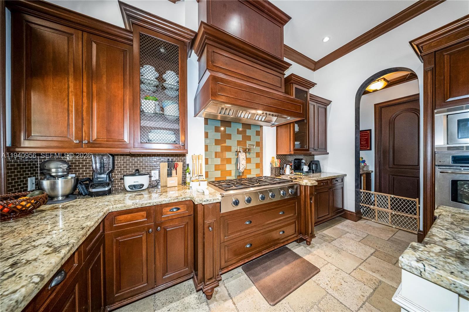 Miami, Florida, 33143, United States, 7 Bedrooms Bedrooms, ,8 BathroomsBathrooms,Residential,Active,2011877