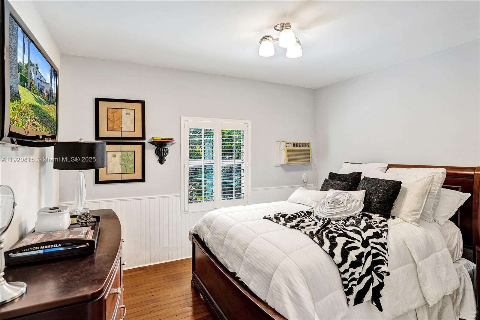 Hollywood, Florida, 33019, United States, 4 Bedrooms Bedrooms, ,4 BathroomsBathrooms,Residential,Active,1997890