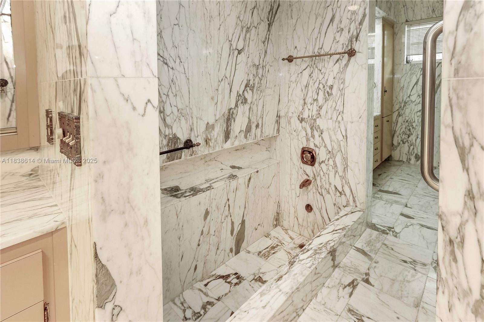 Hollywood, Florida, 33019, United States, 4 Bedrooms Bedrooms, ,4 BathroomsBathrooms,Residential,Active,1892394