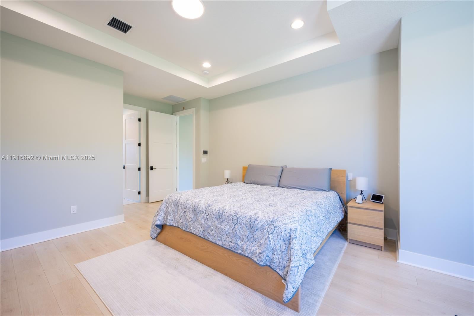 Palm Beach Gardens, Florida, 33418, United States, 5 Bedrooms Bedrooms, ,5 BathroomsBathrooms,Residential,Active,1995255