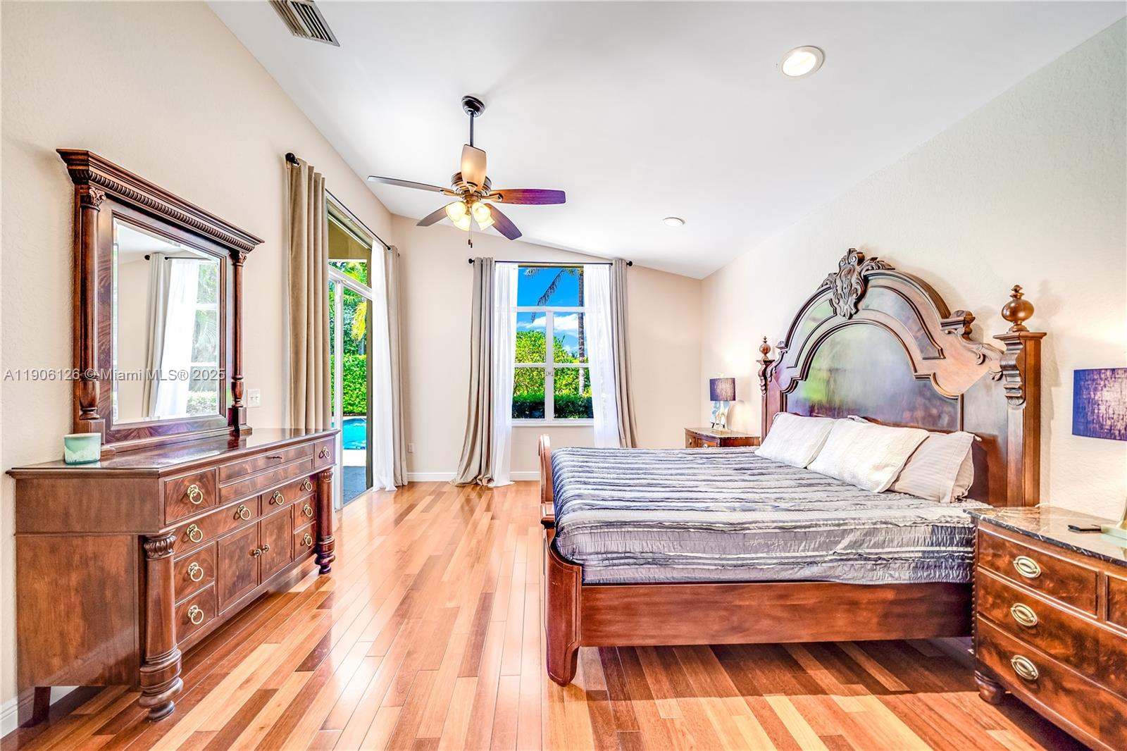 Hollywood, Florida, 33019, United States, 3 Bedrooms Bedrooms, ,3 BathroomsBathrooms,Residential,Active,1985592