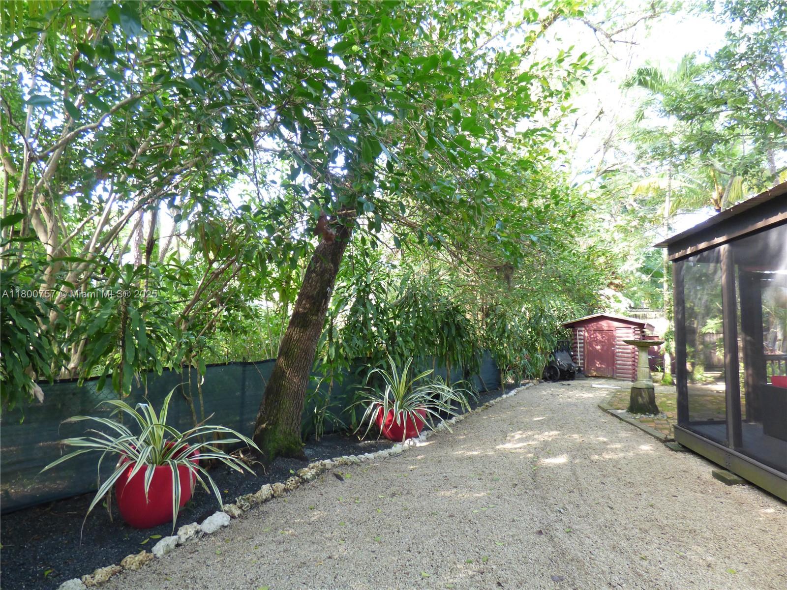 South Miami, Florida, 33143, United States, 4 Bedrooms Bedrooms, ,4 BathroomsBathrooms,Residential,Active,1800158